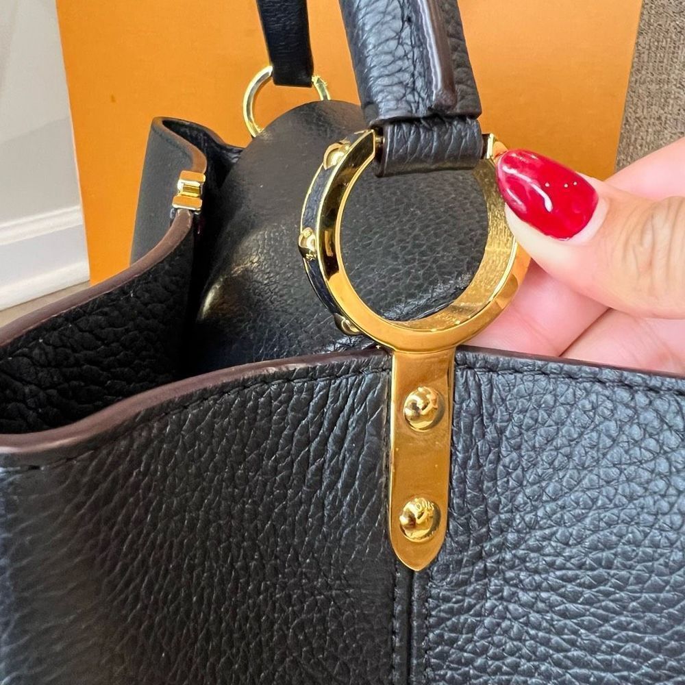 Louis Vuitton Handbag Capucines MM - Picture 4 of 17